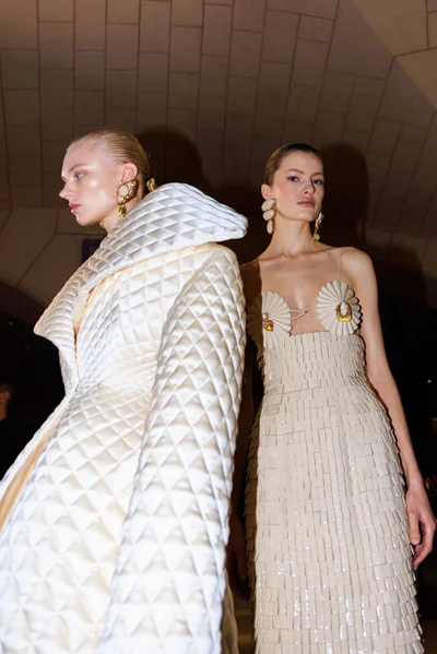 Look 22